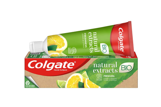COLGATE TOOTHPASTE MAX GREEN TEA OR LEMON ASSTD 75ML