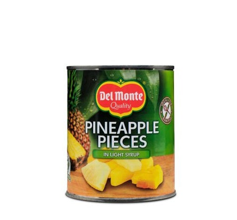DEL MONTE PINEAPPLE PIECES 825G